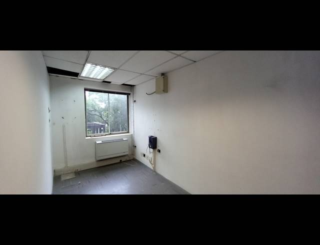 404M² OFFICE TO LET IN WOODMEAD